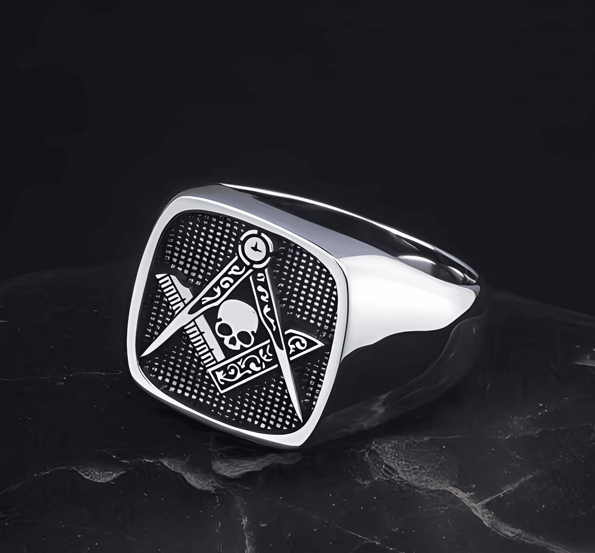 Master Mason Blue Lodge Ring - Signet Skull Square & Compass 925 Sterling Silver - Bricks Masons