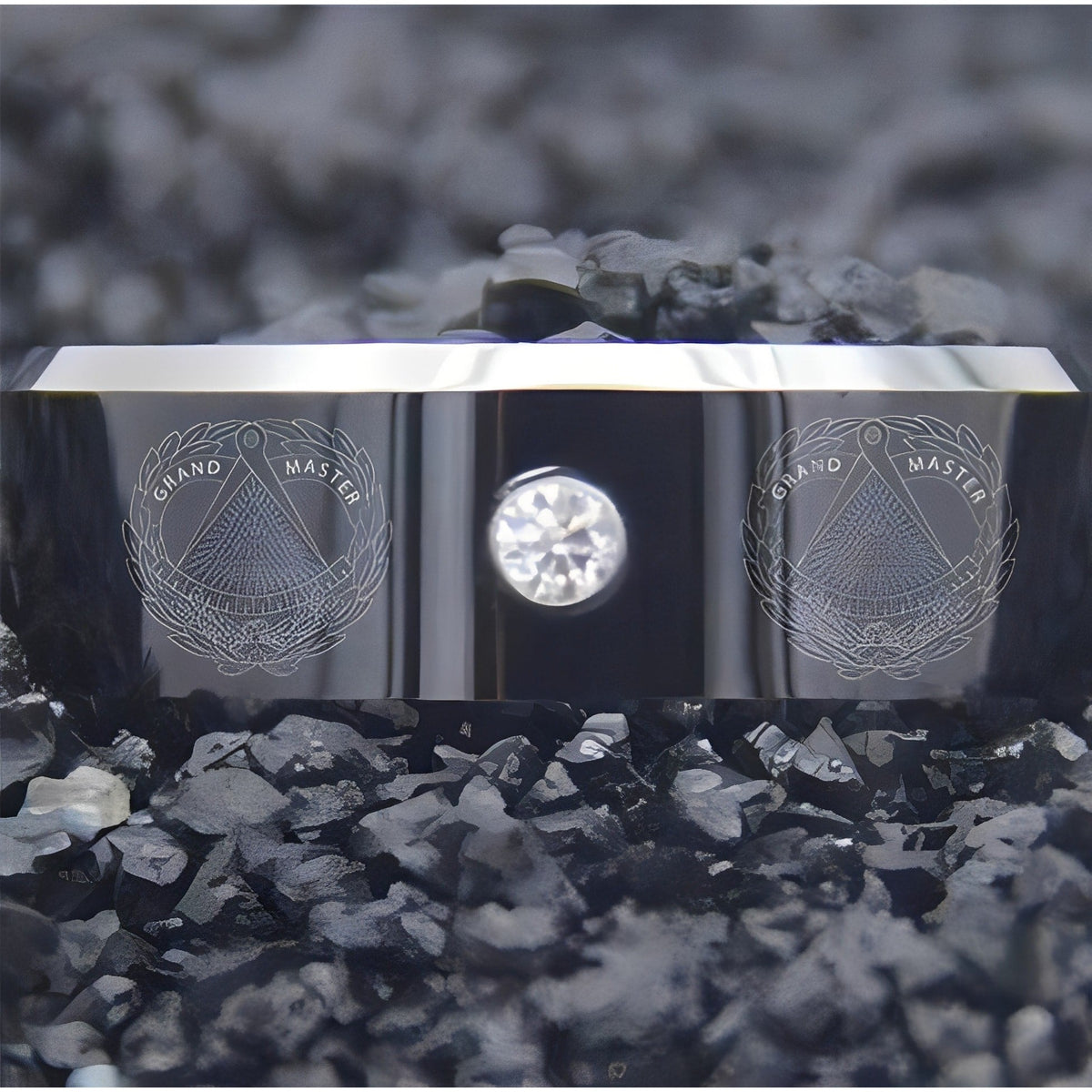 Grand Master Blue Lodge Ring – Schwarzsilber mit abgeschrägter Kante und Zirkonia-Stein