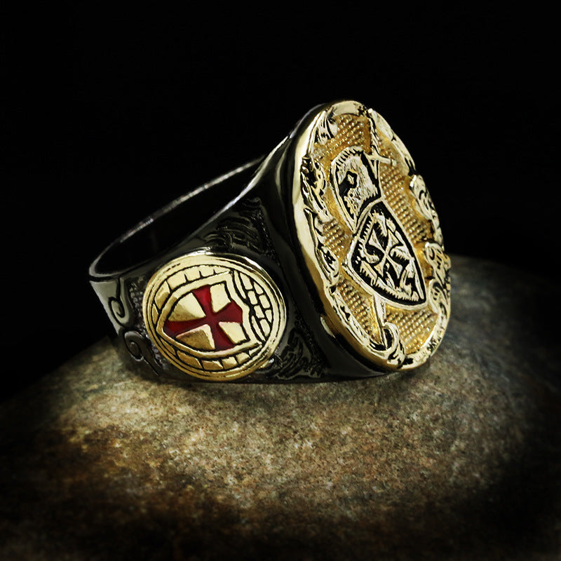 Knights Templar Ring Knight Shield With Cross In Gold Bricks