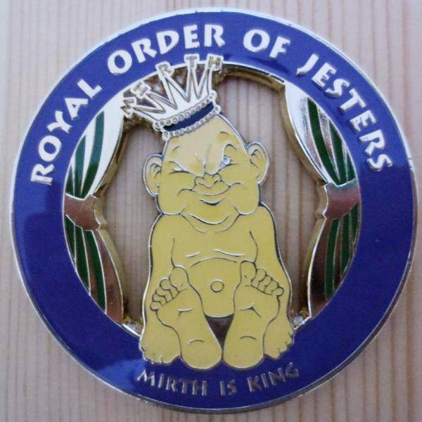 Royal Order Of Jesters] Alloy Zinc Cut Out Auto Emblem 3" Inches In - Foto 4