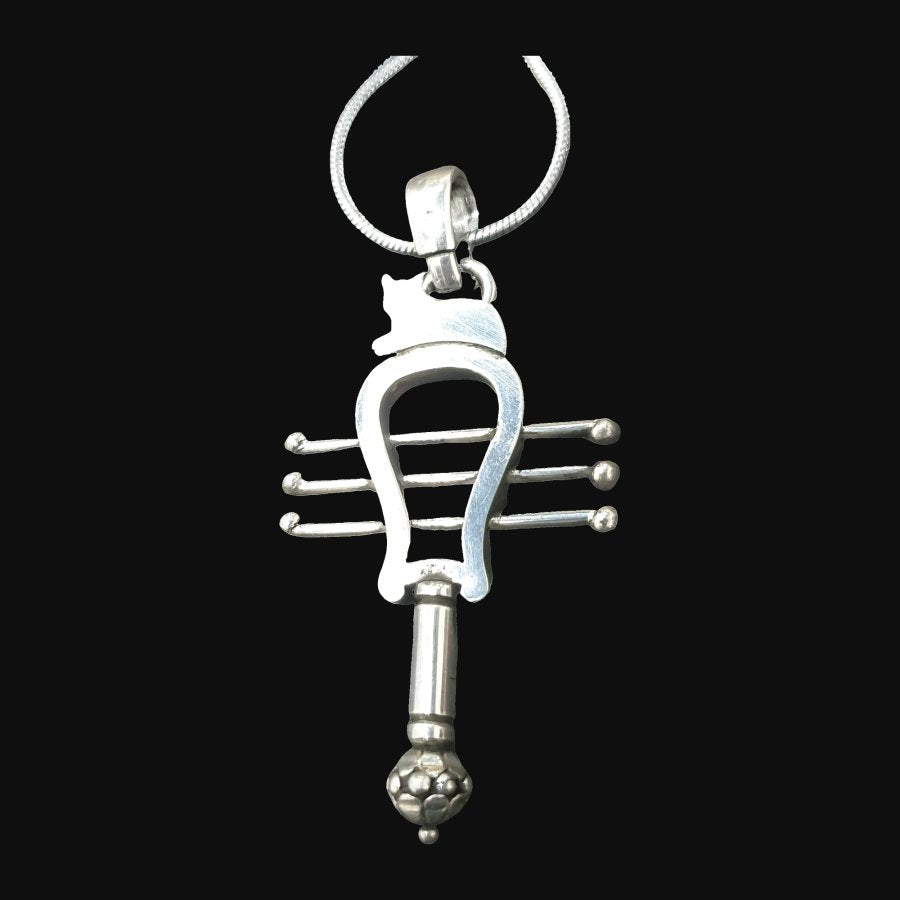 Egyptian Sistrum Pendant of the Goddess Isis 4 cm 11 g Silver Art 1217 - Bricks Masons