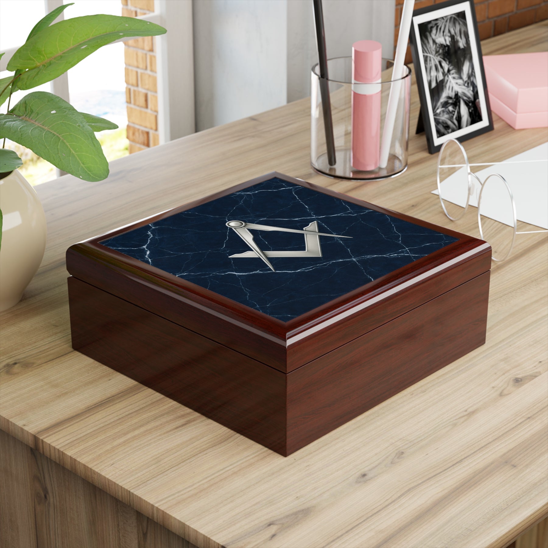 Master Mason Blue Lodge Jewelry Box - Silver S&C Emblem On Blue Marble