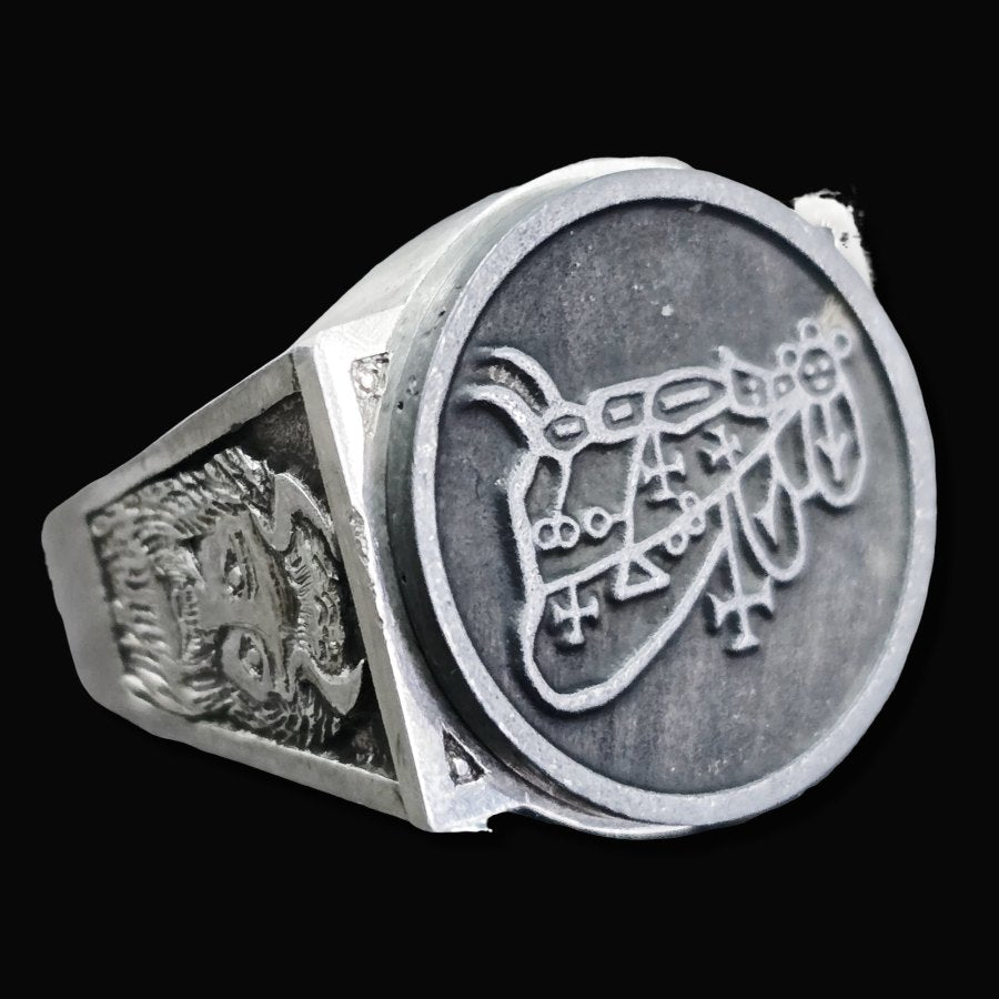 Demon Ring 26 DUKE BUNAS 72 Demons Minor Key of Solomon Goetia In Silver 2.2 cm x 1.8 cm 18 Gr Art 1804 - Bricks Masons