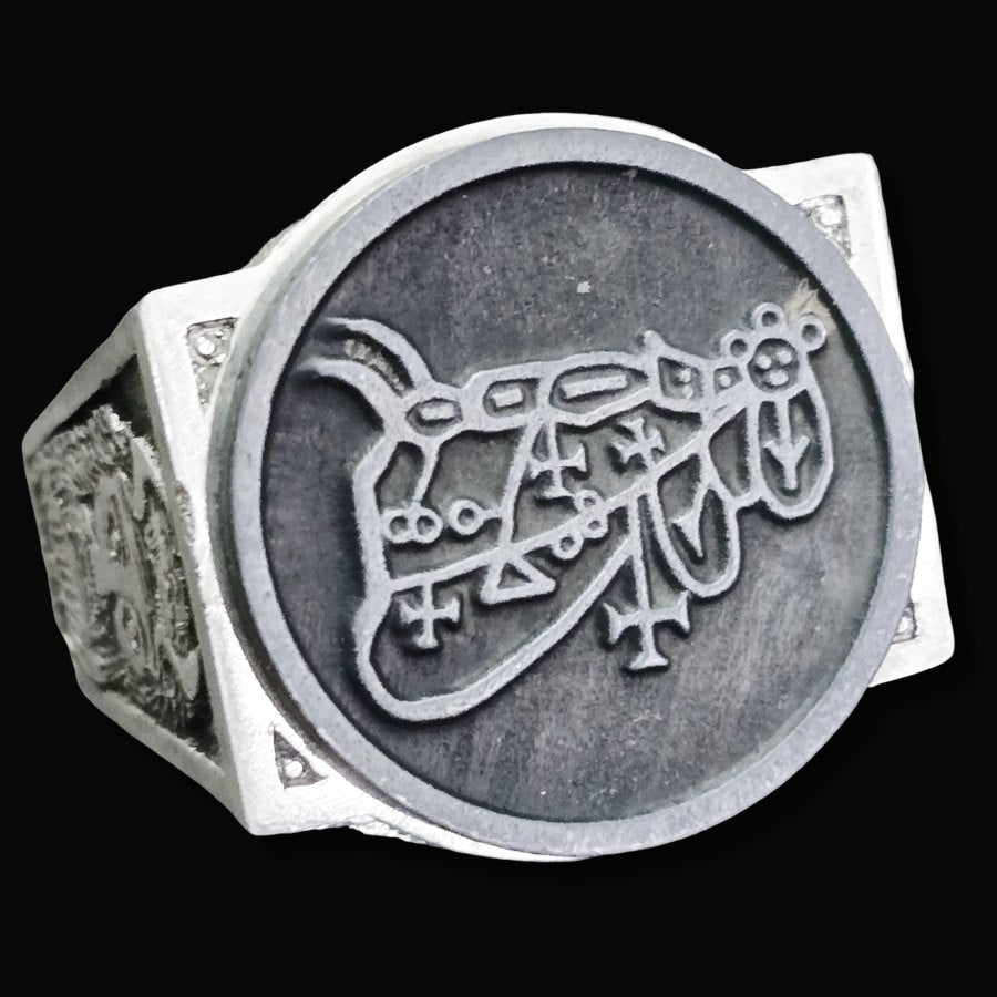 Demon Ring 26 DUKE BUNAS 72 Demons Minor Key of Solomon Goetia In Silver 2.2 cm x 1.8 cm 18 Gr Art 1804 - Bricks Masons