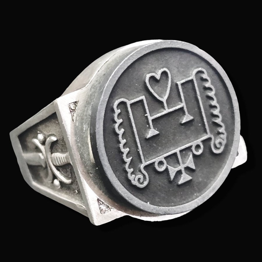 Demon Ring 60 DUKE VAPULA 72 Demons Lesser Key of Solomon Goetia In Silver 2.2 cm x 1.8 cm 18 Gr Art 1838 - Bricks Masons