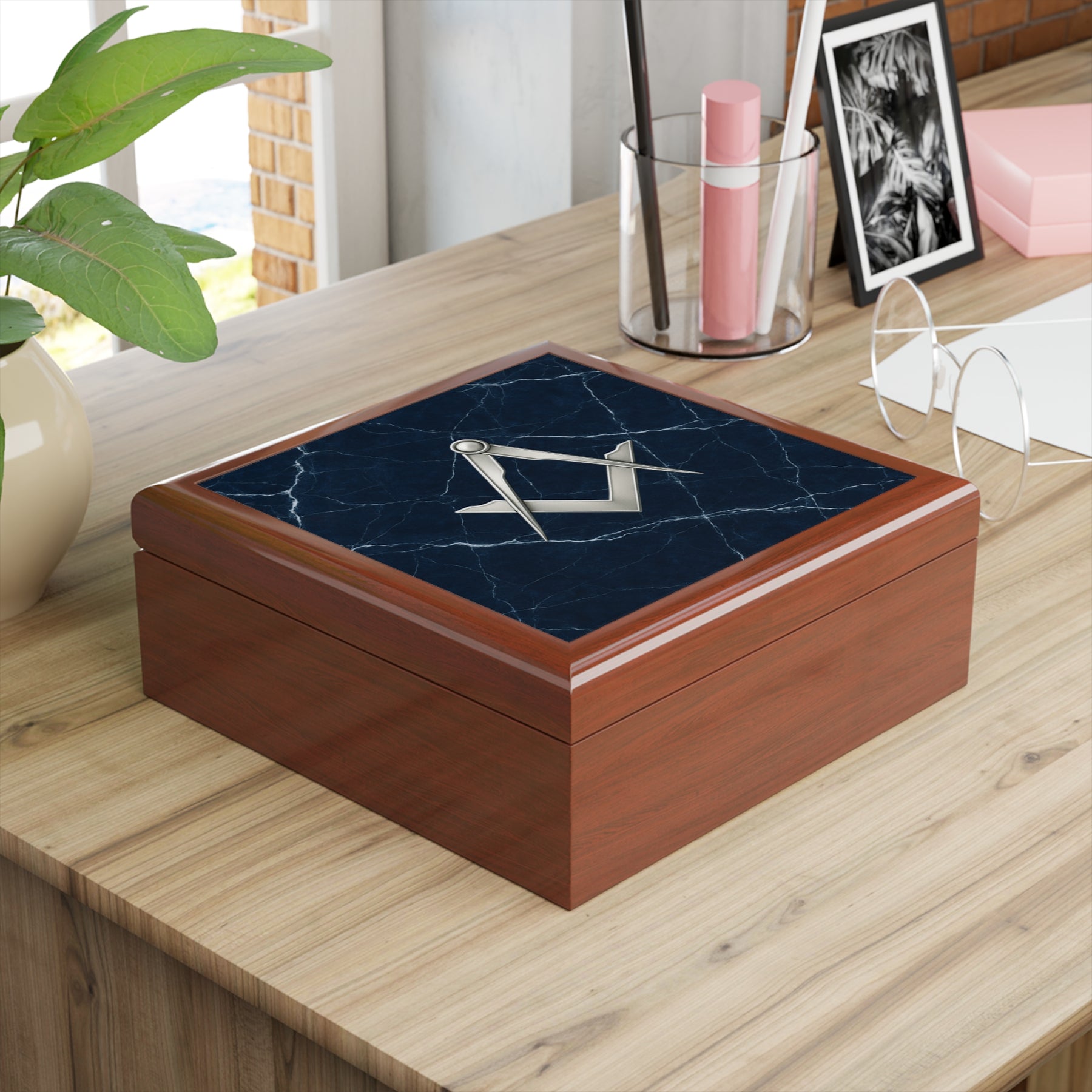 Master Mason Blue Lodge Jewelry Box - Silver S&C Emblem On Blue Marble