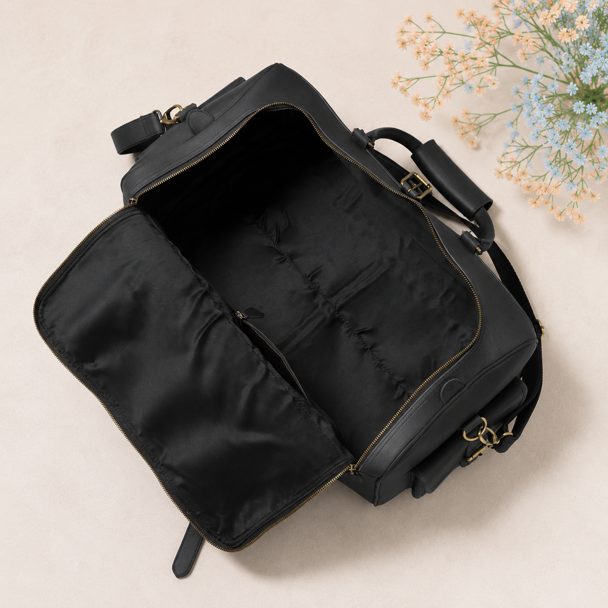 Past Master Blue Lodge Travel Bag - Black Matt Leather With Antique Metal