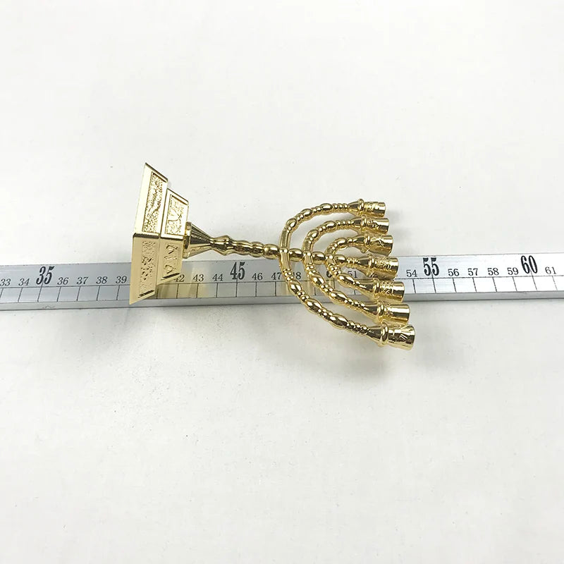 PRETYZOOM Candeliere Menorah A 7 Braccia In Ferro Dorato – Portacandele Per Hanukkah E Decorazione Vintage, 20x18x9 Cm