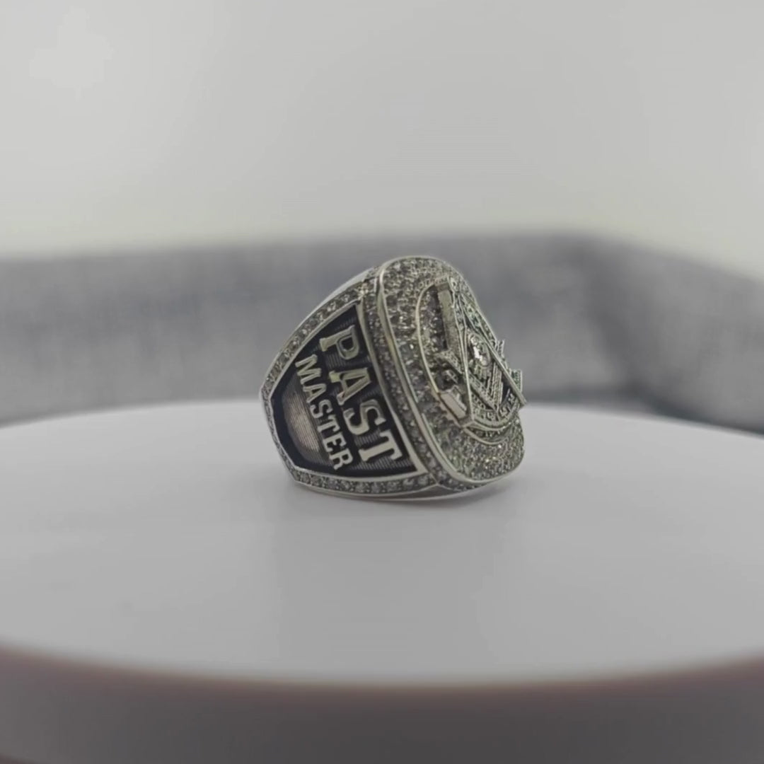 Past Master Blue Lodge Ring - Sterling Silver With Rhinestones - Bricks Masons