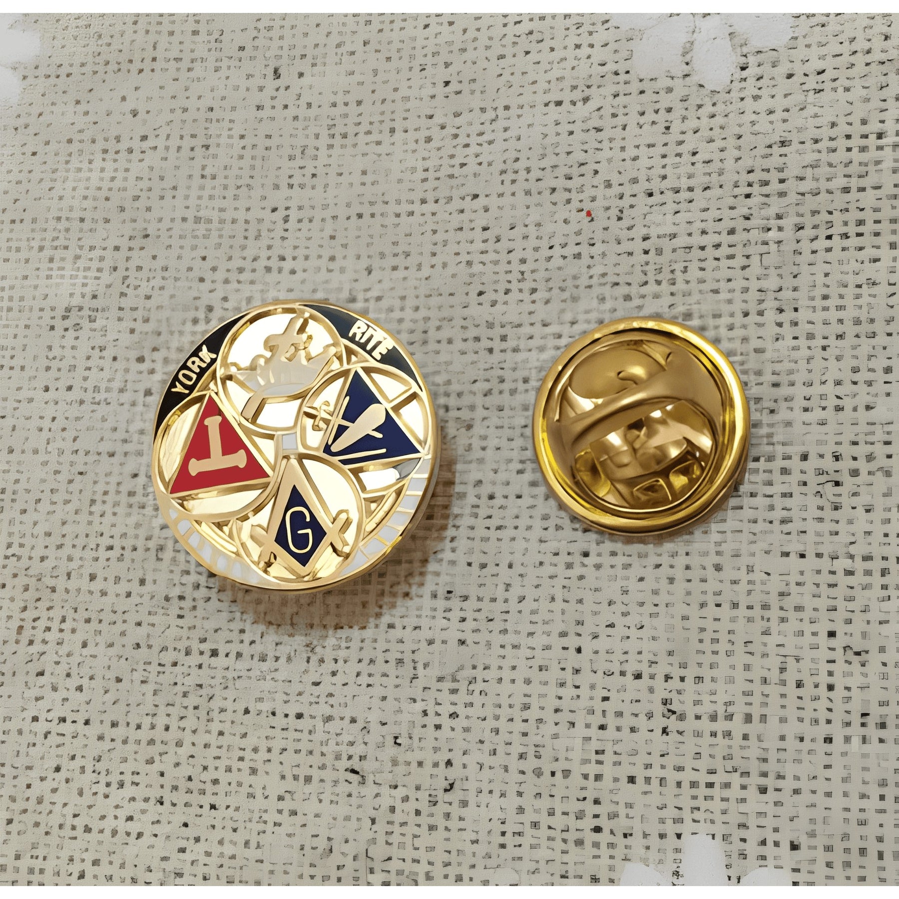 Blue Lodge / Royal Arch / Council / Knights Templar Lapel Pin - Round