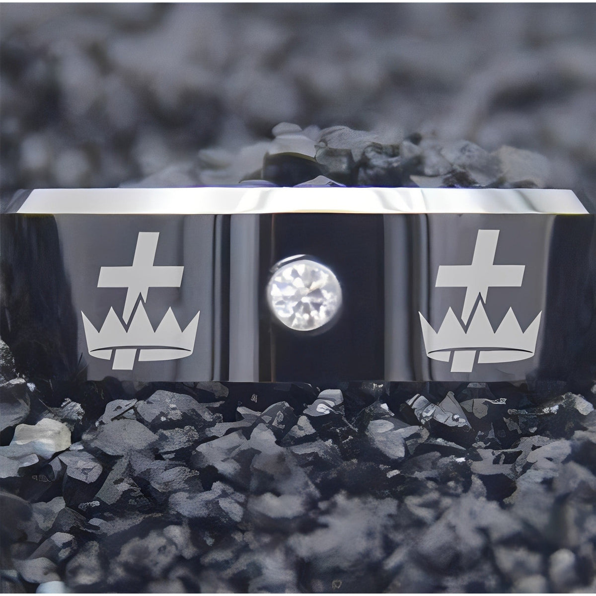 Knights Templar Ring - Black Silver Bevel With CZ Stone