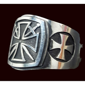 Knights Templar Ring - Templar † With Swords In Silver