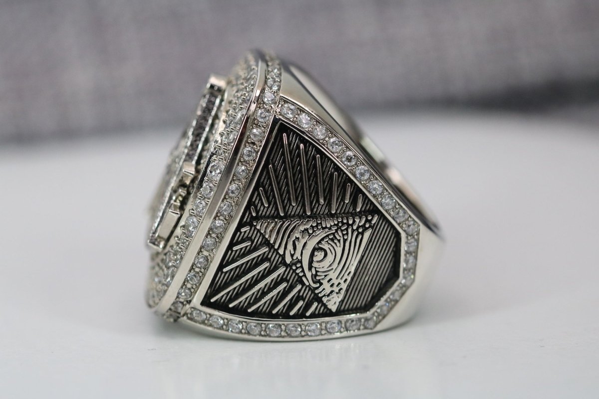 Past Master Blue Lodge Ring - White Gold Plated With Rhinestones - Bricks Masons