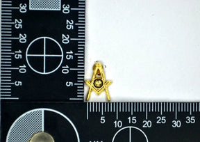 Master Mason Blue Lodge Lapel Pin - Gold Plated With Butterfly Buckle - Bricks Masons