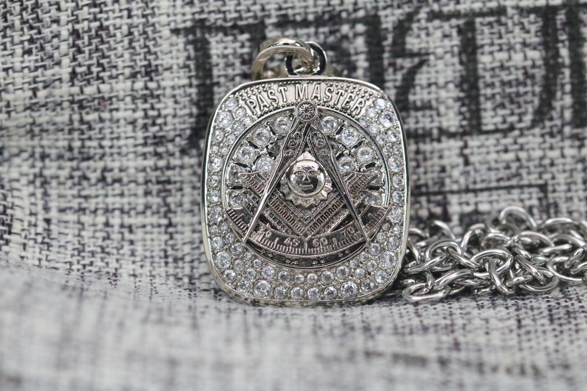 Past Master Blue Lodge Necklace - Sterling Silver S & C Sun Quadrant With Rhinestones & Engraved Customization - Bricks Masons