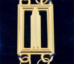 Blue Lodge Chain Collar - Gold Plated on Blue Velvet - Bricks Masons