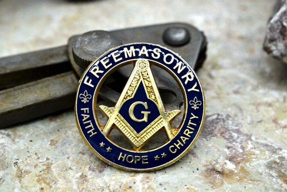 Master Mason Blue Lodge Lapel Pin - FAITH HOPE CHARITY Gold & Blue - Bricks Masons