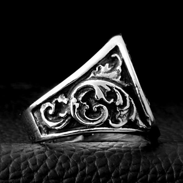 Master Mason Blue Lodge Ring - Silver Carved Stainless Steel - Bricks Masons