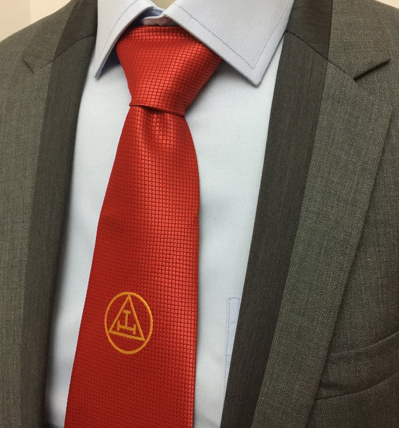 Royal Arch Chapter Necktie - Red Silk Gold Embroidered Logo - Bricks Masons