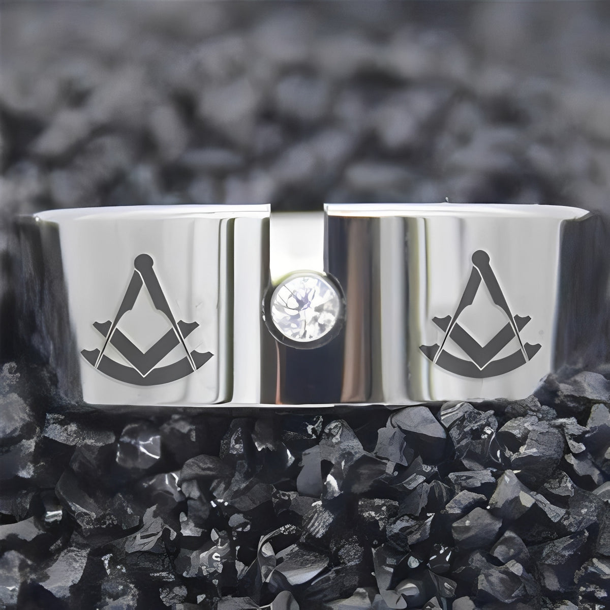 Past Master Blue Lodge Ring - Silver Pipe With CZ Stone - Bricks Masons