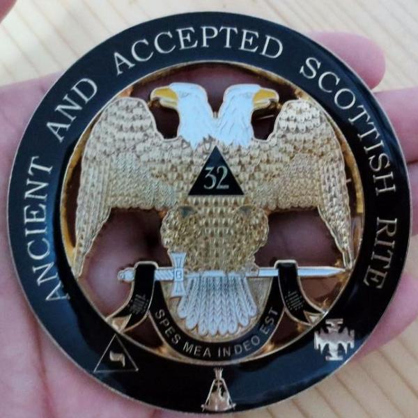 32nd Degree Scottish Rite Car Emblem - ANCIENT AND ACCEPTED Medallion - Bricks Masons