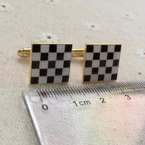 Masonic Cufflink - Black & White Checkered - Bricks Masons