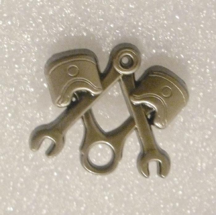 Masonic Lapel Pin - 2PCS Piston Wrench - Bricks Masons