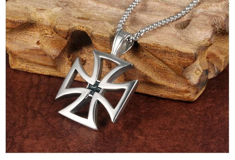 Double Maltese Cross Knights Templar Necklace - Bricks Masons