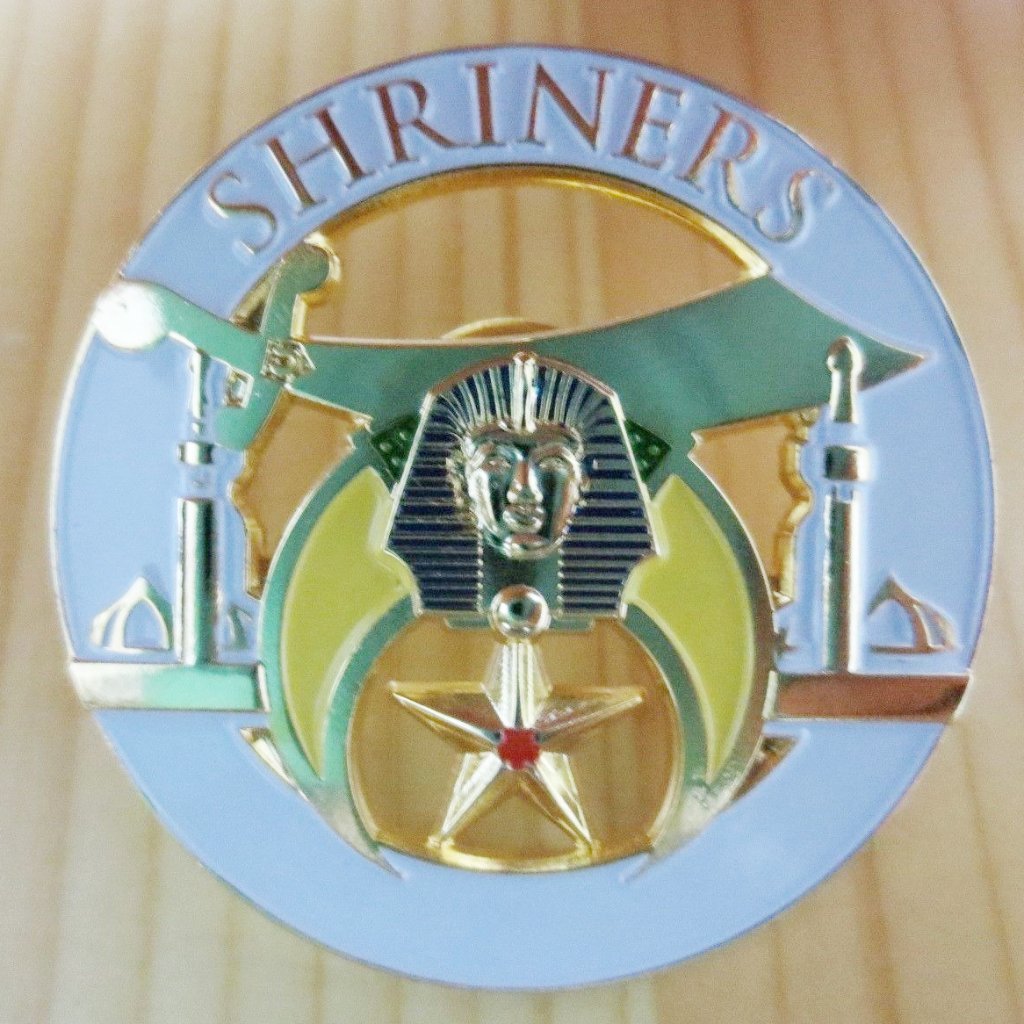 Shriners Lapel Pin - White - Bricks Masons